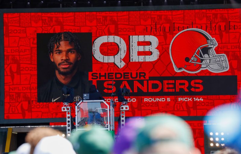 Browns release video of Shedeur Sanders’ real draft call