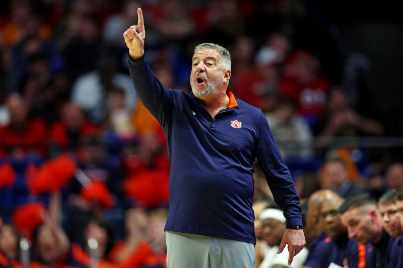 Bruce Pearl is retiring. Is a Senate run in his future?