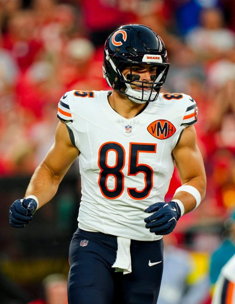 What is VMH on Bears jersey? Patch honors team’s late owner