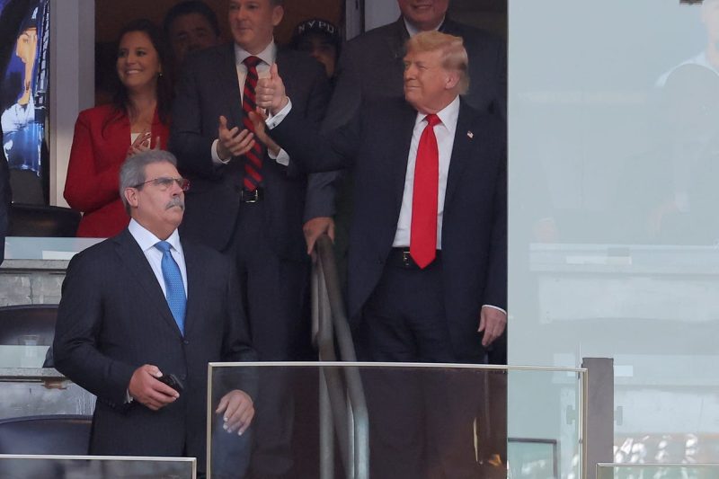 Donald Trump attends Yankees game on 9/11