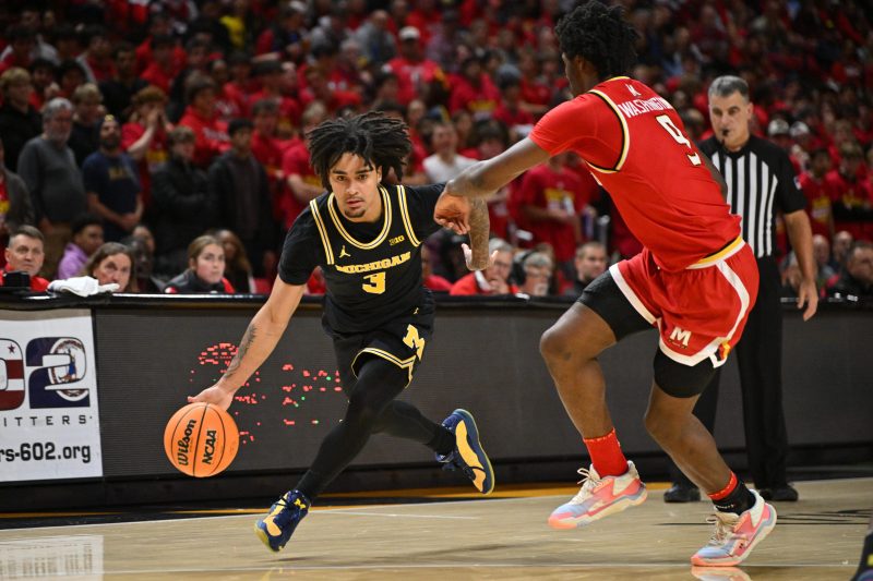 Michigan remains No. 1, Duke joins top five in men’s college basketball poll